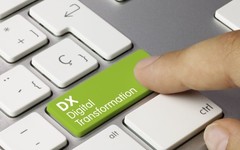 DXとは？DXの定義とメリット、関わる職業について徹底解説
